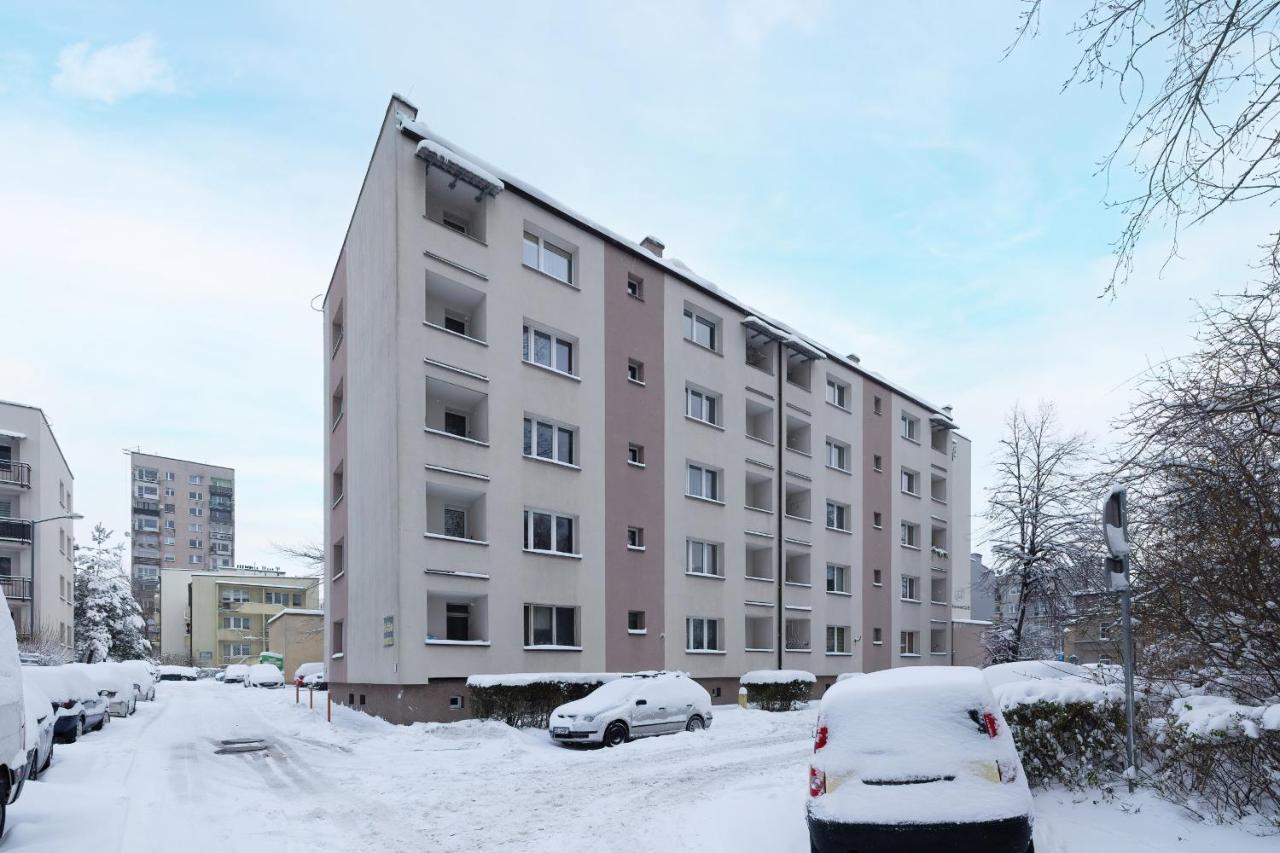 Modernly Arranged In By Renters