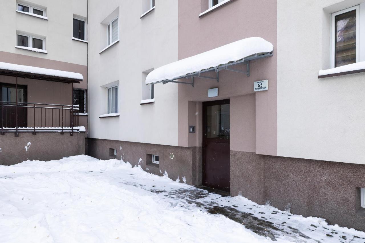 Modernly Arranged In By Renters Apartment Katowice
